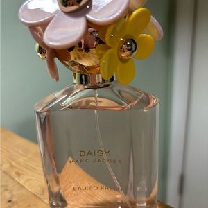 Daisy Fresh never used